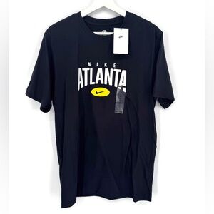Nike Atlanta Graphic T-Shirt Men’s Medium Black Yellow Swoosh NWT‎